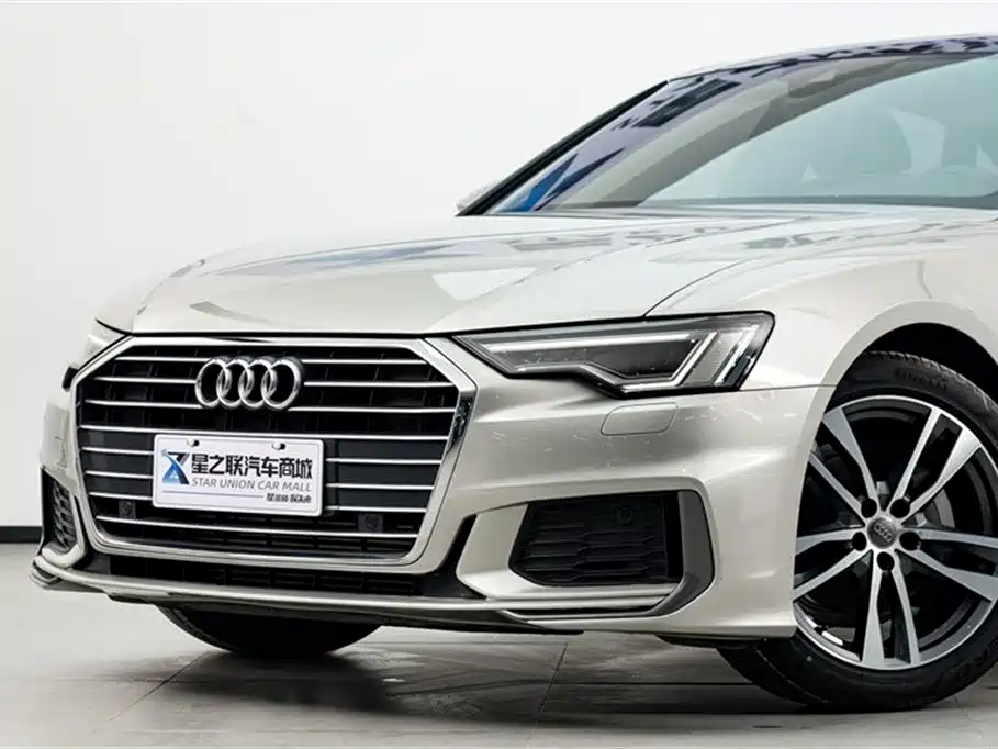 Audi A6L 2019 40 TFSI Luxury Dynamic фото 3