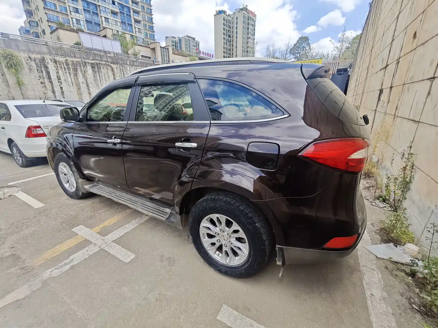 Jiangling Yusheng S350 2016 2016 2.0T Manual 2WD Gasoline Luxury 5-seater