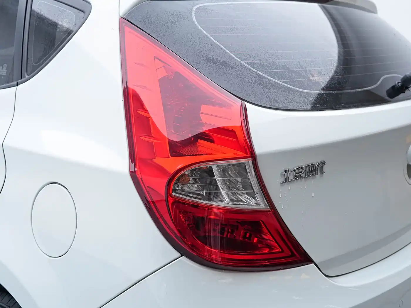 Hyundai Reina 2014 Model 1.4L Automatic GLX фото 19