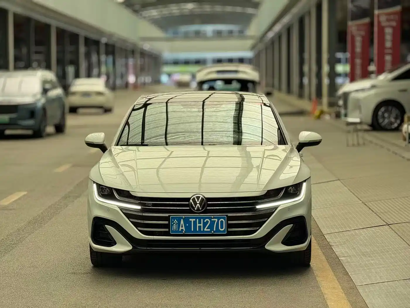 Volkswagen FAW-Volkswagen CC 2024 330TSI Dazzling Edition фото 2