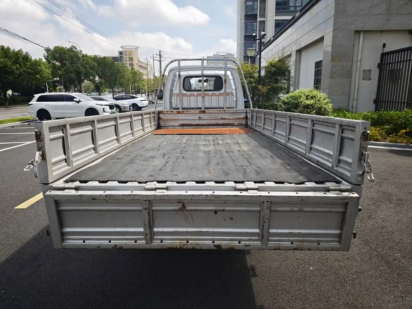 Yuan Cheng Farizon Star Enjoy F1E 2024 2023 Flatbed Truck CATL 41.86kWh