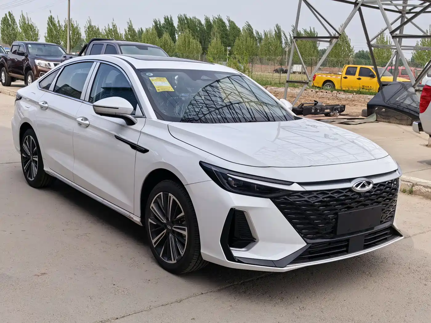 CHERY ARRIZO 8