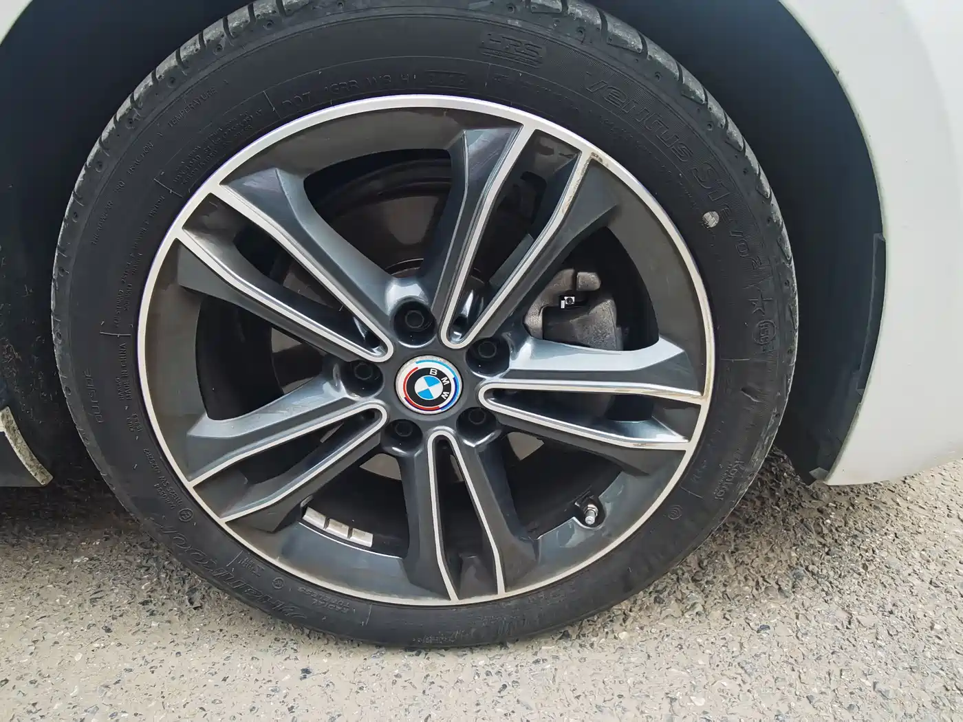 BMW 1-SERIES