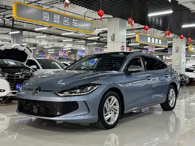 Volkswagen Lamando 2023 Lamando L 280TSI DSG Glamour Edition — фото 1