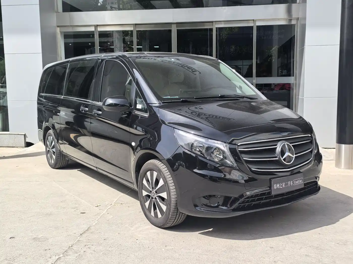 Mercedes-Benz Vito 2021 2.0T Elite 7-Seater фото 3