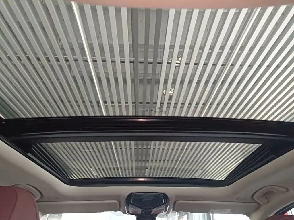 Фото 18 - BMW i3