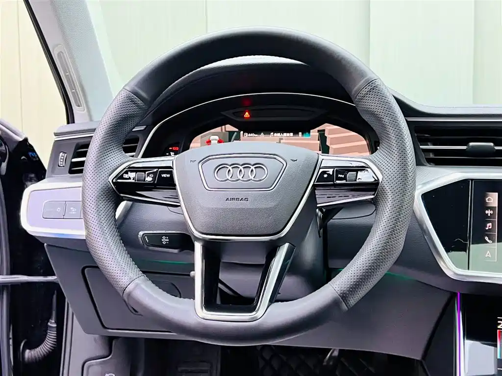 Audi A6L 2021 45 TFSI Exclusive Elegance фото 10