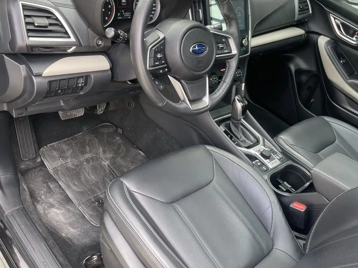 SUBARU FORESTER