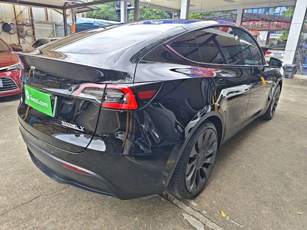 Фото 7 - Tesla Model Y
