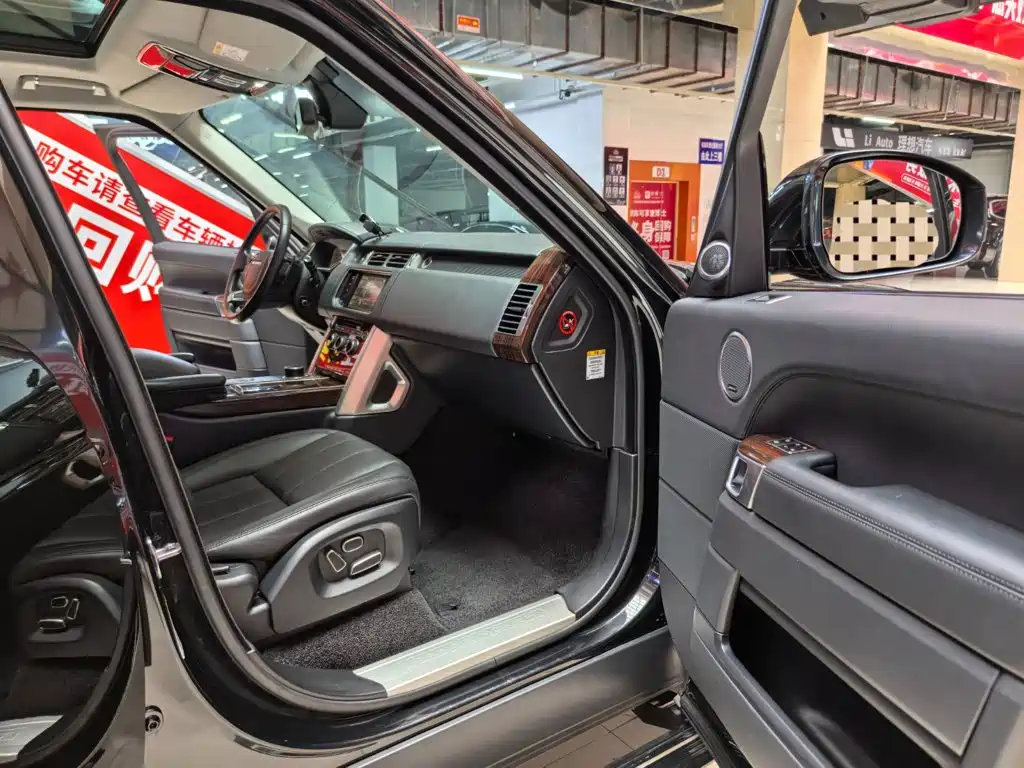 Фото 9 - Land Rover Range Rover