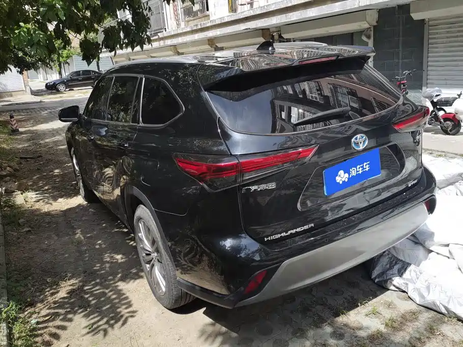Toyota Highlander 2023 2022 Model Dual Engine 2.5L 4WD Premium Edition 7-Seater