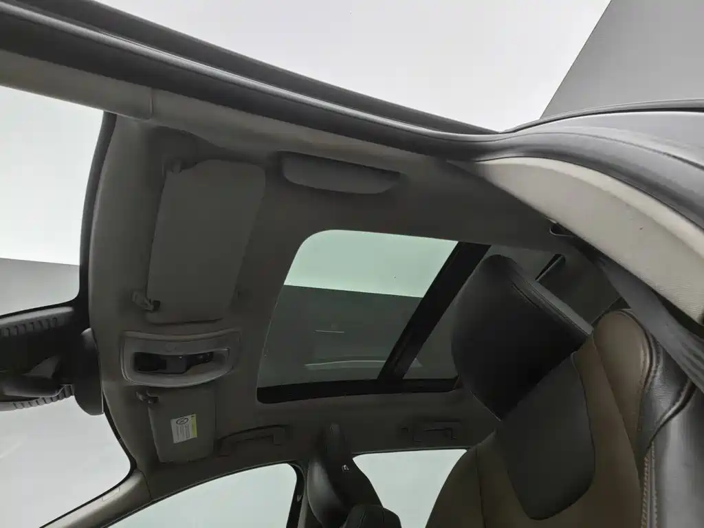 Photo 14 - Volvo XC60