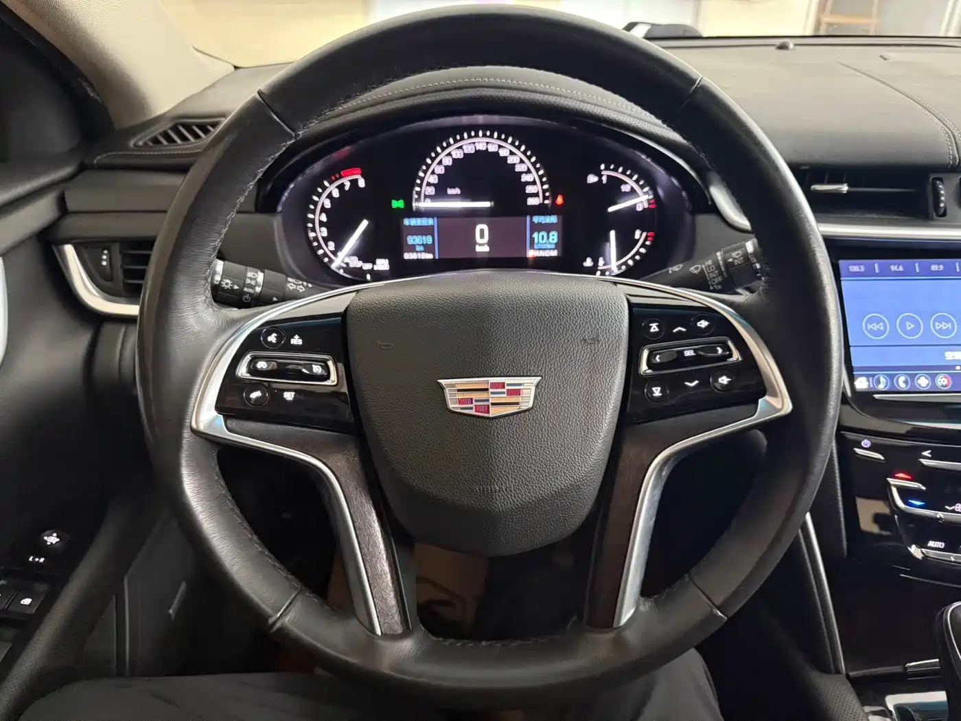 Cadillac XTS 2018 28T Technology фото 15