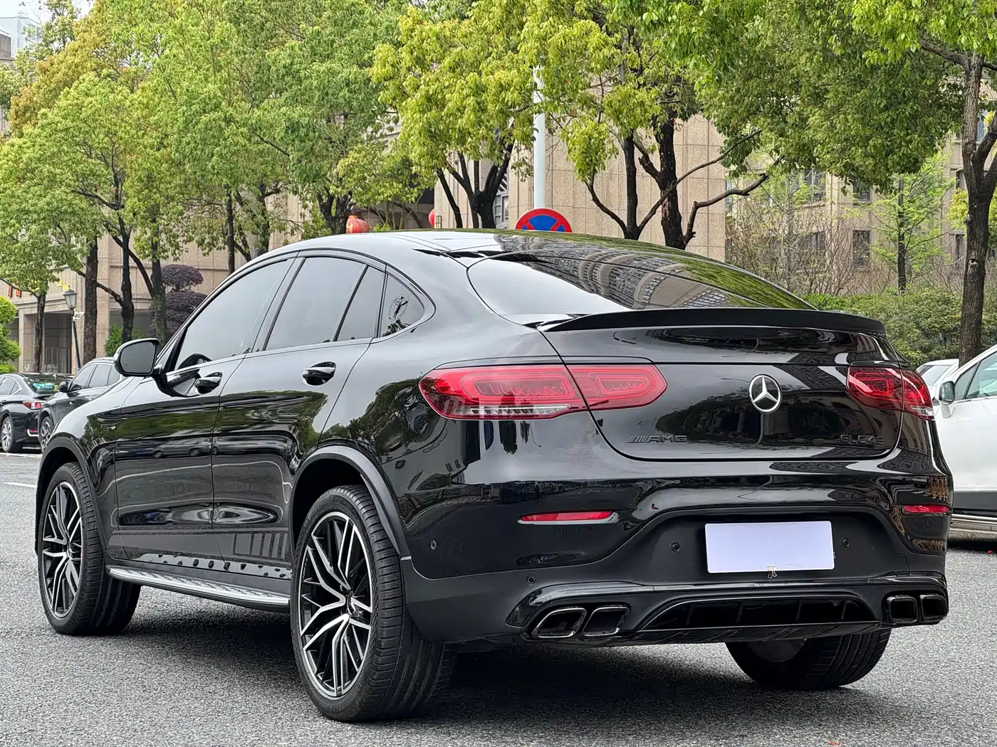 Mercedes-Benz GLC Coupe AMG 2020 AMG GLC 43 4MATIC Coupe SUV фото 6