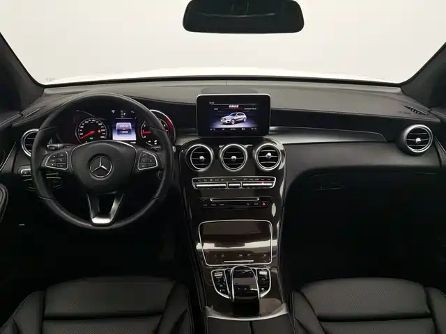 Mercedes-Benz GLC 2017 GLC 260 4MATIC Luxury — фото 5