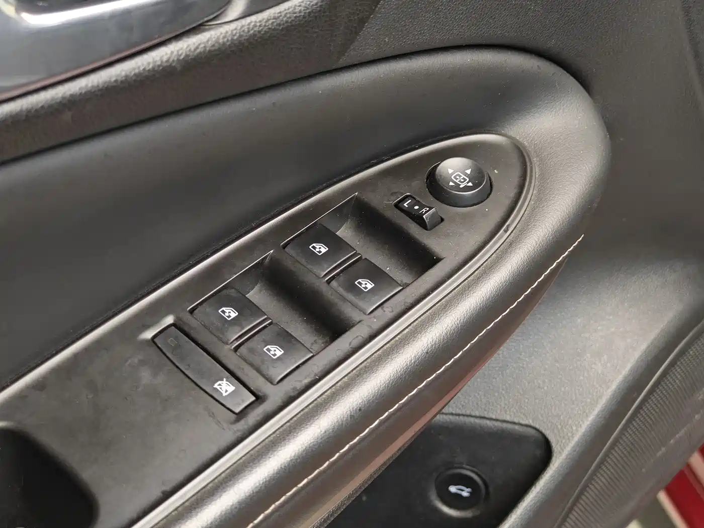 Buick Verano 2020 20T CVT Leading фото 10