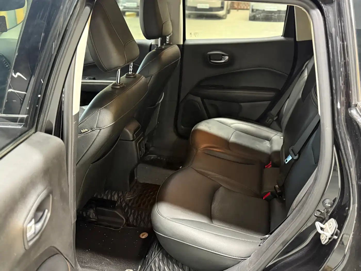 Jeep Compass 2020 2019 220T Automatic Family Edition
