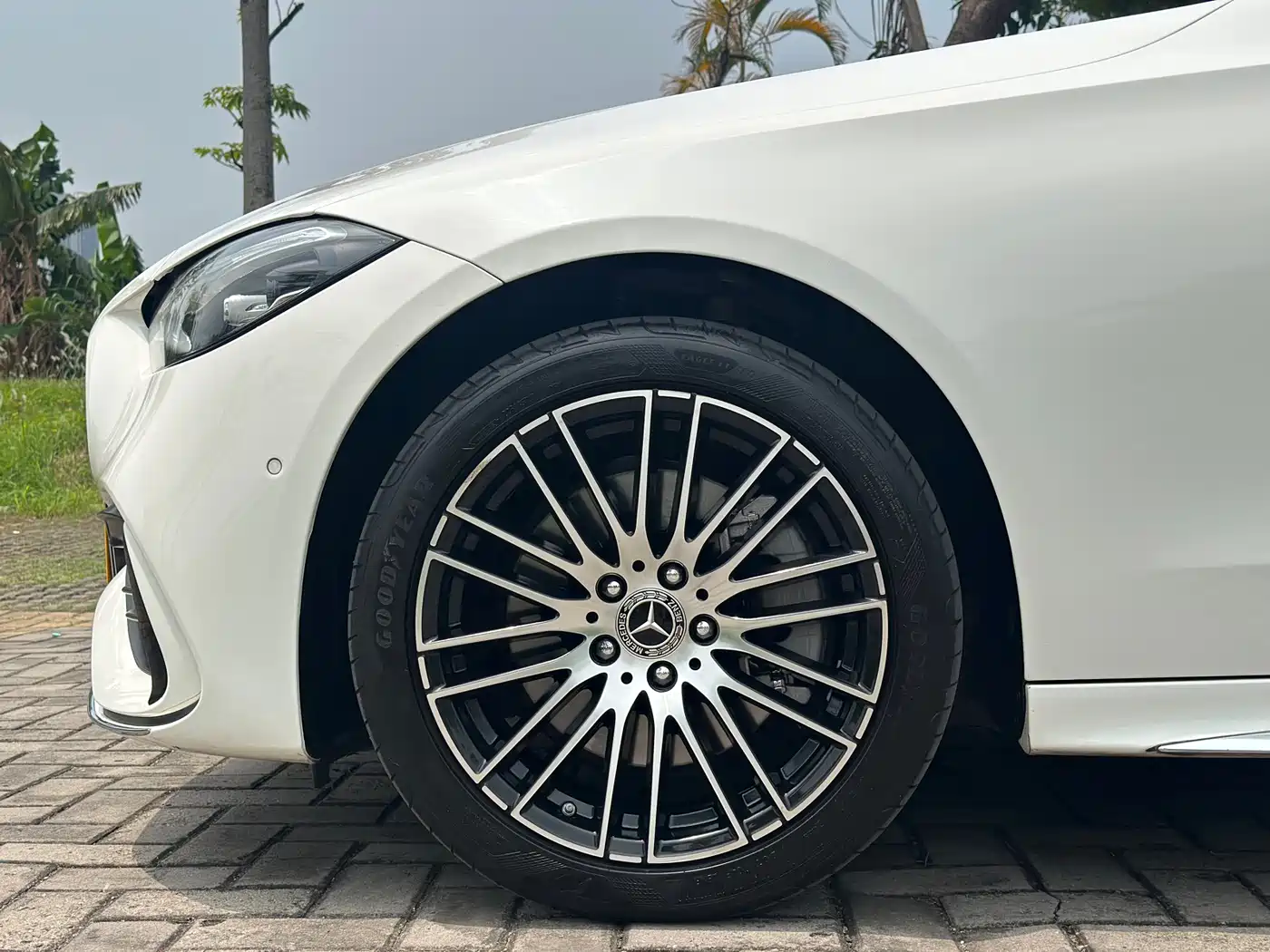 Mercedes-Benz C-Class 2023 Facelift C 260 L Sport Edition фото 15