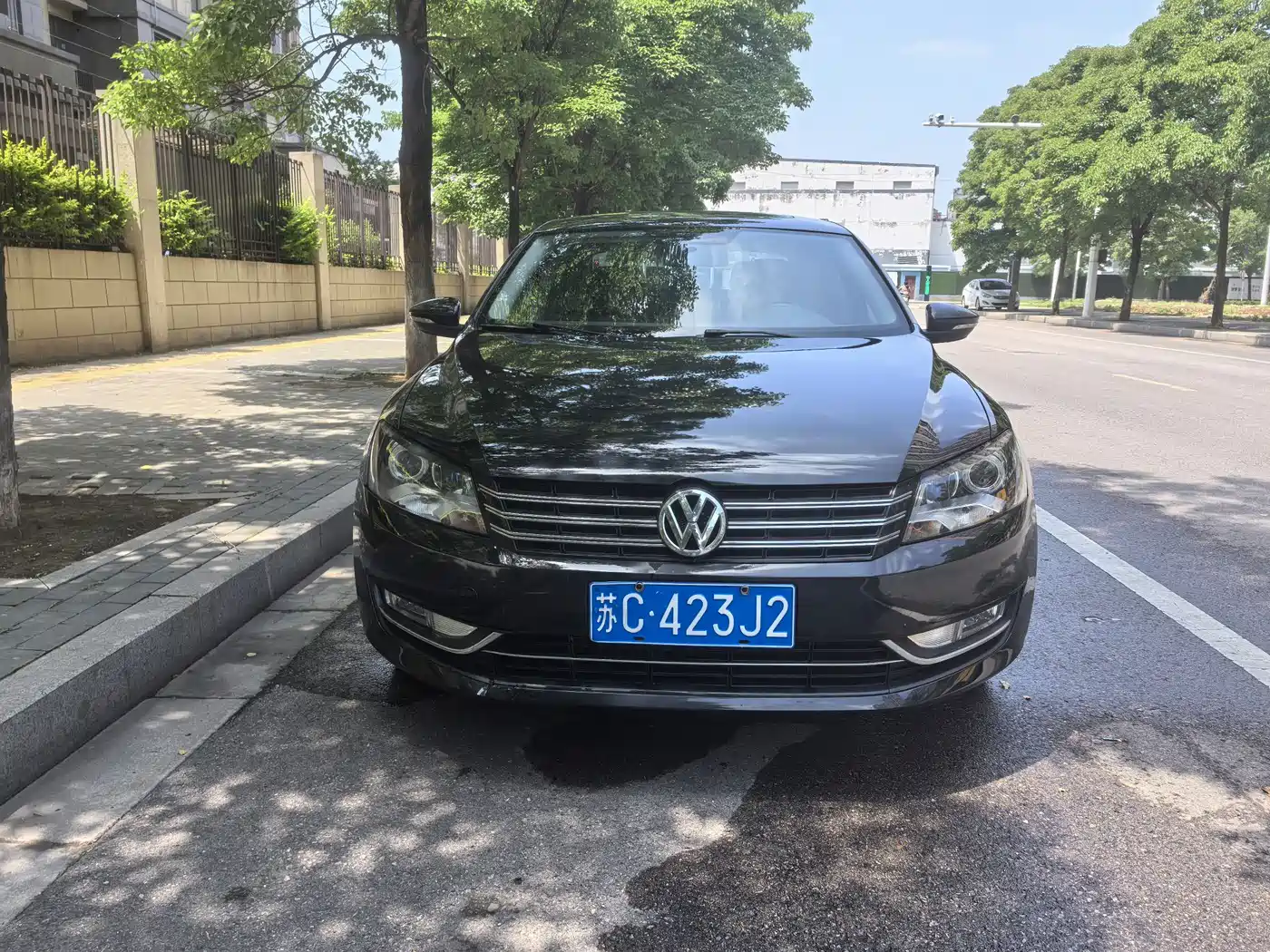 Volkswagen Passat 2015 1.4TSI DSG Prestige Edition фото 2