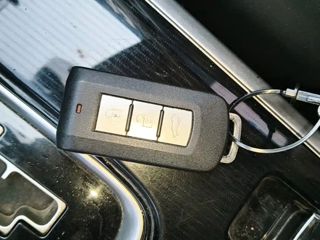 Mitsubishi Outlander 2022 2021 2.4L 4WD Yaodong Edition 5-seater