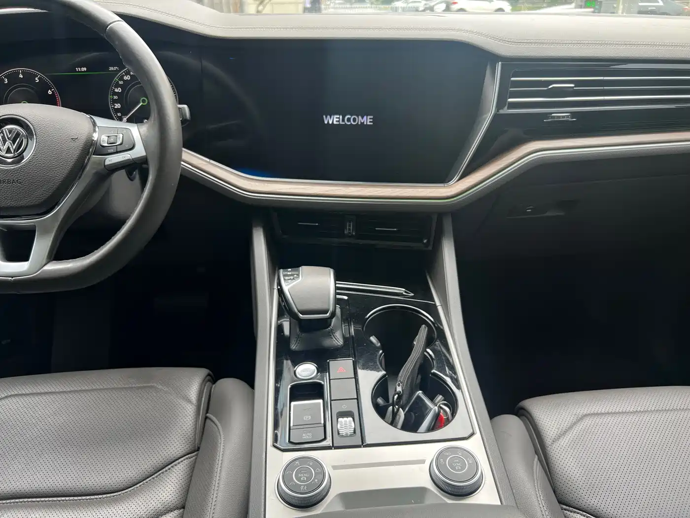 Volkswagen Touareg 2019 2.0TSI Sharp Wing Edition China VI фото 11