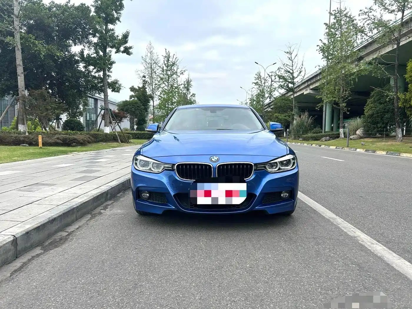 صورة 2 - BMW 3 Series