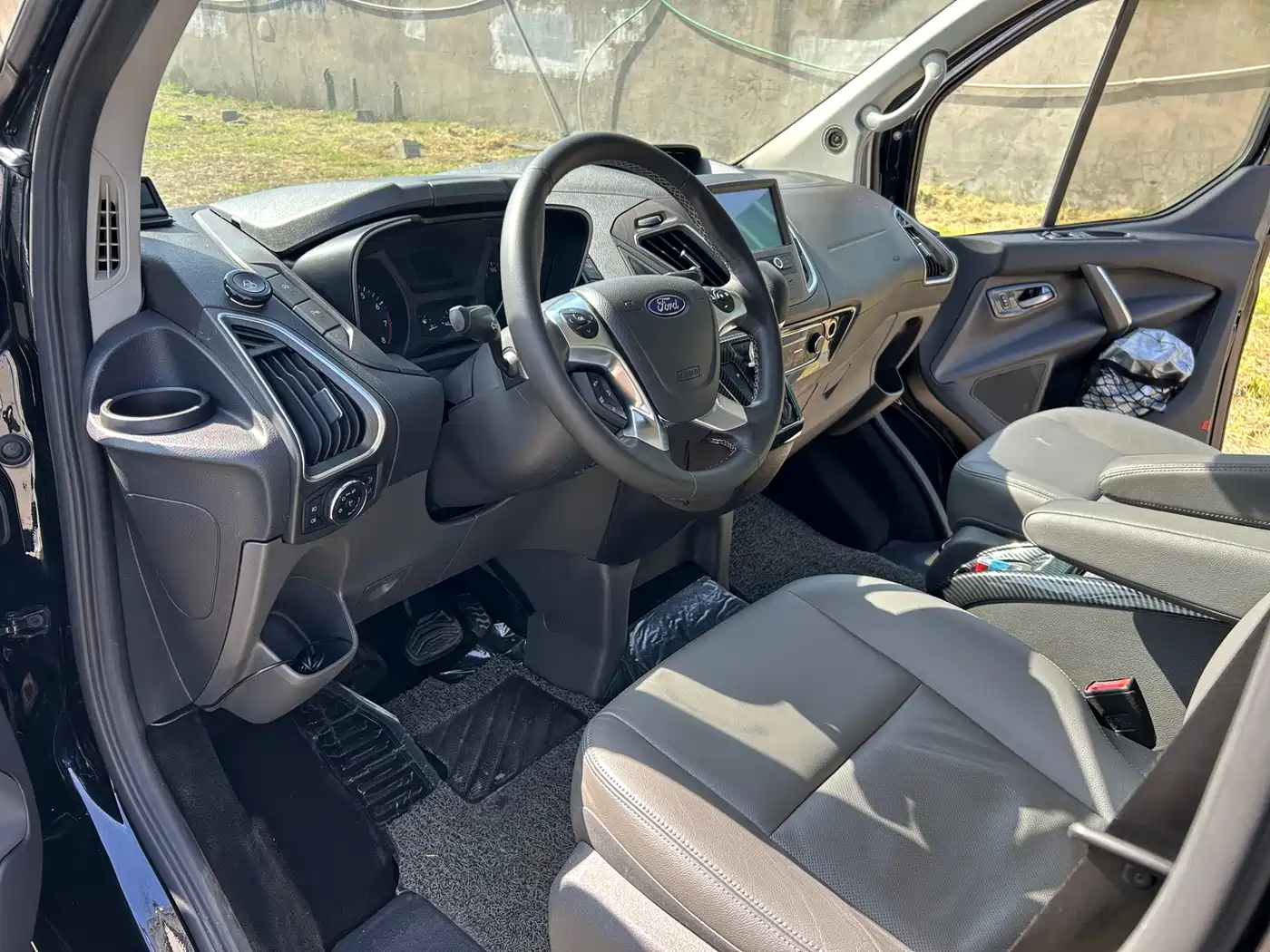 Ford Tourneo 2020 2020 2.0T Auto Jingrui Edition China VI
