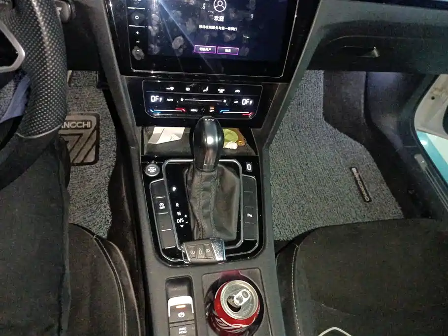 Volkswagen FAW-Volkswagen CC 2023 330TSI Dazzle Edition фото 16