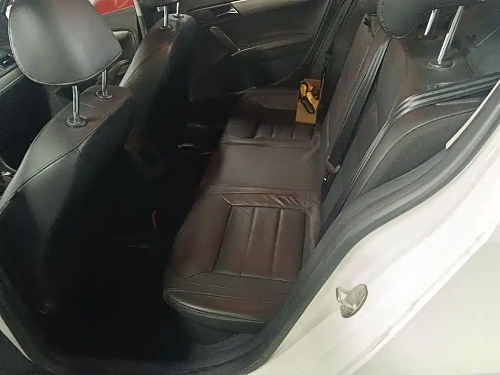 Volkswagen Lavida 2013 Facelift Classic 1.6L Automatic Comfort фото 17