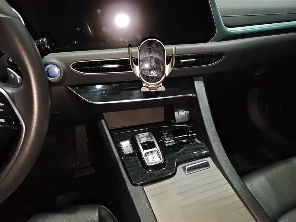 Hyundai Sonata 2020 270TGDi DCT GLS Elite Edition фото 17