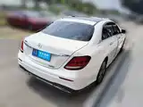 Фото 2 - Mercedes-Benz E-Class