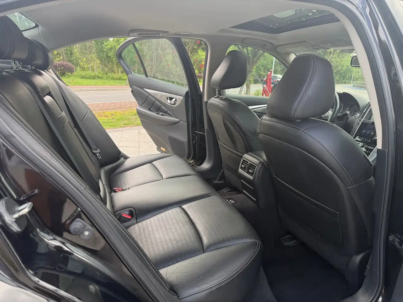 Infiniti Q50L 2015 2015 2.0T Sport