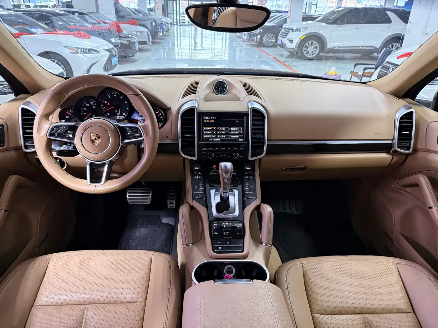 Porsche Cayenne 2015 Cayenne 3.0T фото 8