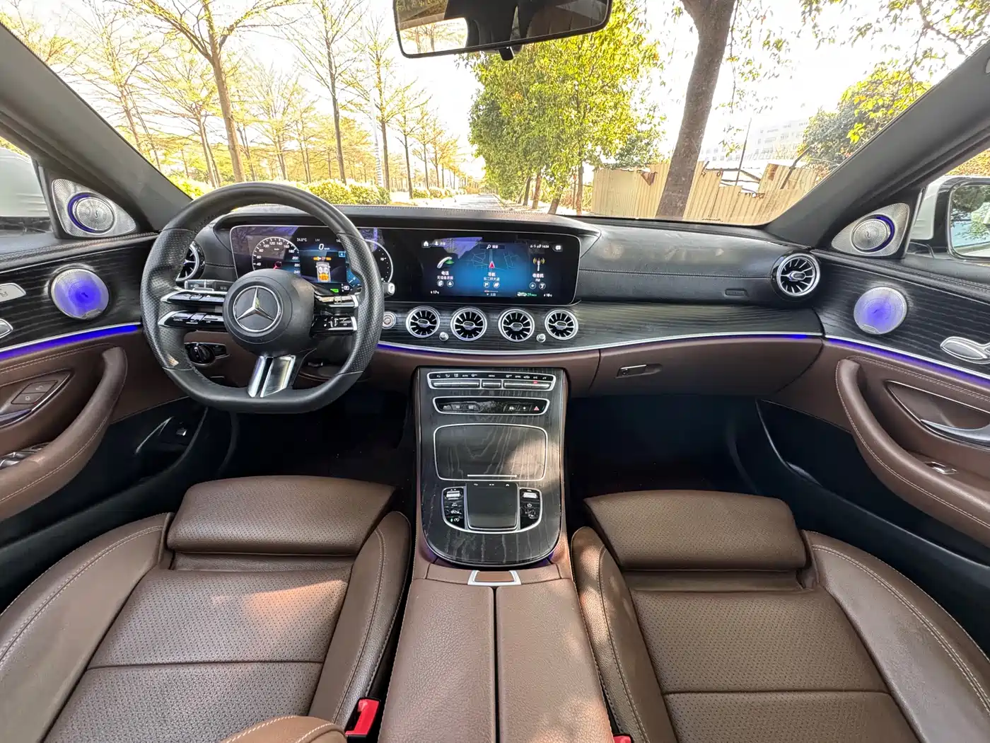 MERCEDES-BENZ E CLASS