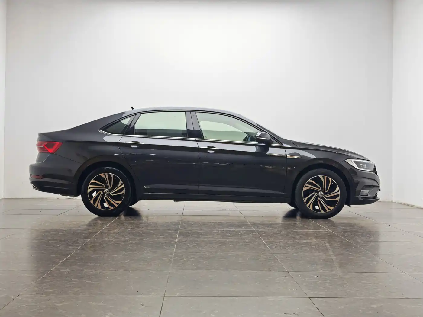 Volkswagen Sagitar 2019 280TSI DSG Luxury Edition China VI фото 11