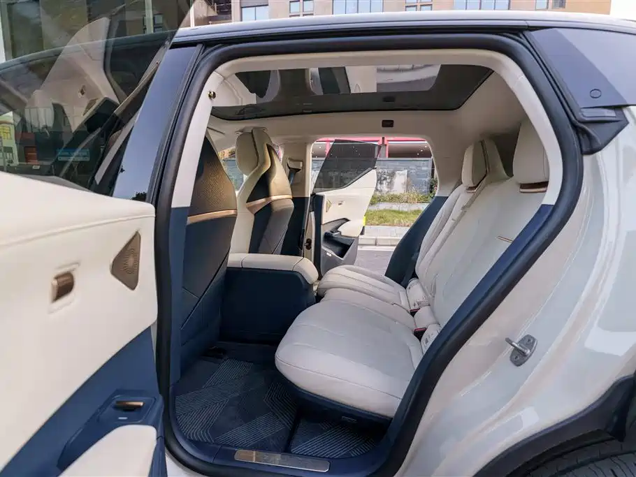 ZEEKR EXTREME KRYPTON X