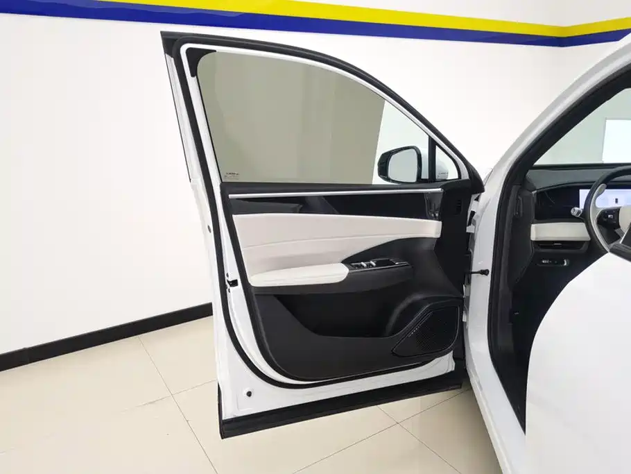 Geely Galaxy Galaxy L7 2025 2024 1.5T 115km PLUS Soaring Dragon Edition