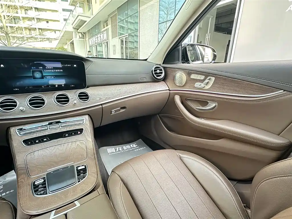 Mercedes-Benz E-Class 2023 Facelift E 300 L Luxury фото 22