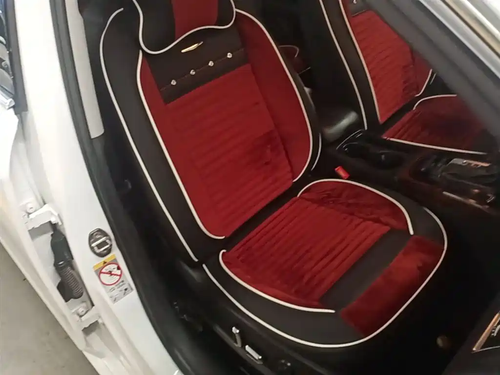 Audi A4L 2013 35 TFSI Automatic Comfort фото 25