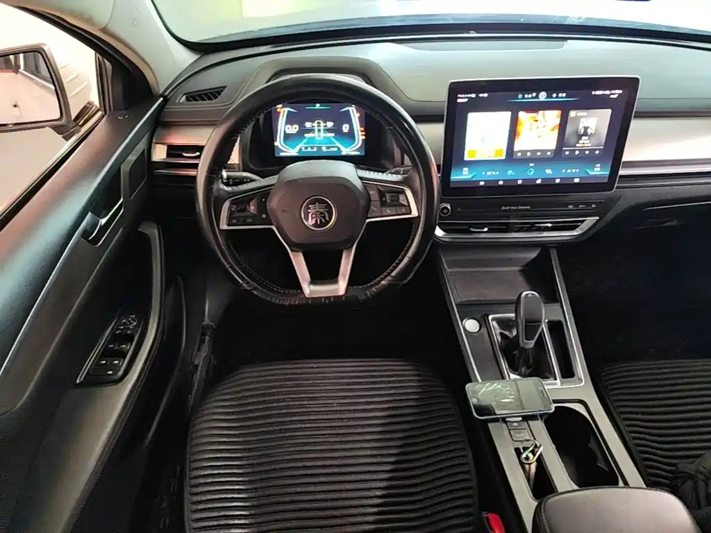 BYD Qin Pro 2019 2018 1.5TI Automatic Smart Connect Prestige Edition