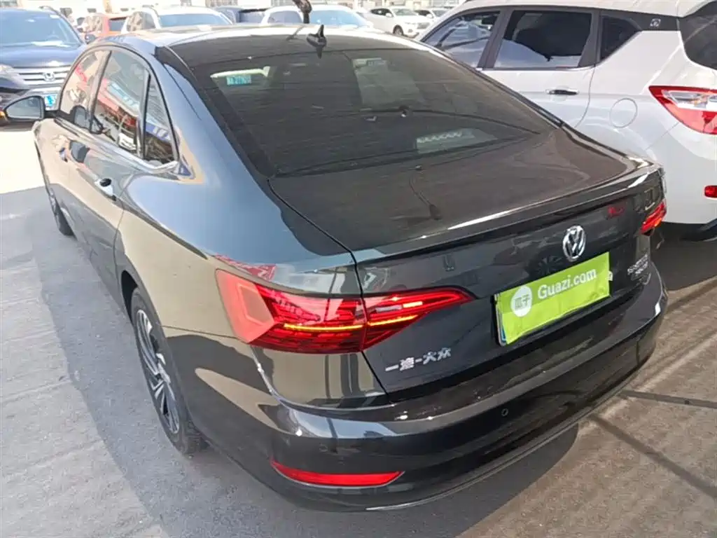 Volkswagen Sagitar 2021 280TSI DSG Surpassing Edition фото 5