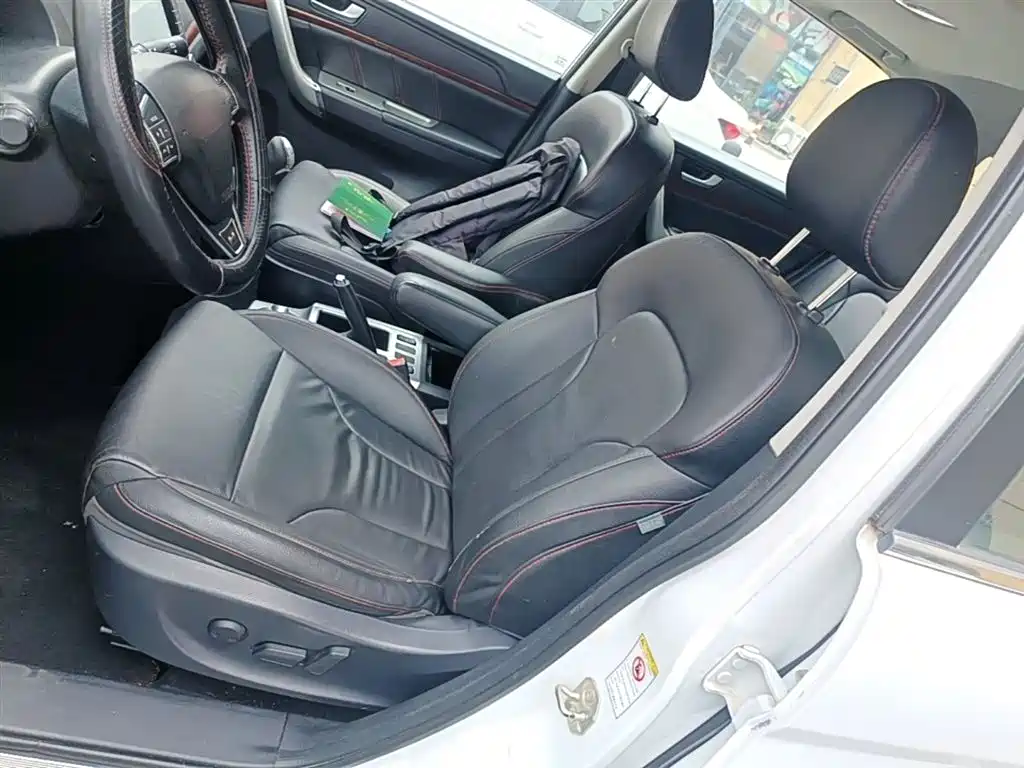 Haval H6 2015 Sport Edition 1.5T Manual 2WD Elite фото 15