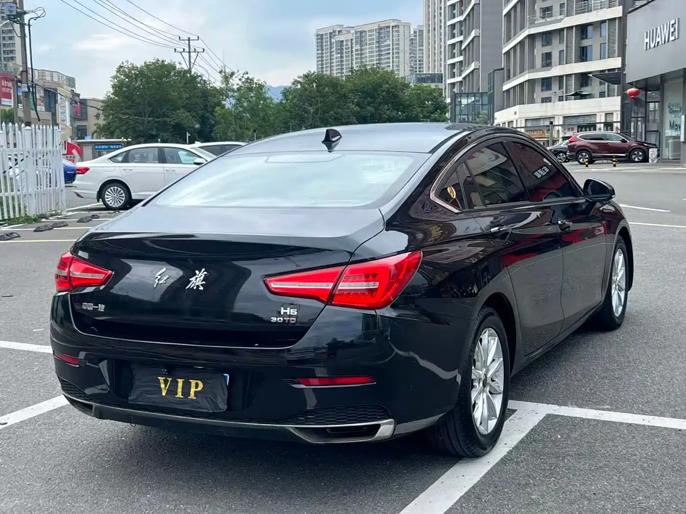 Hongqi H5 2019 30TD Style Edition фото 8