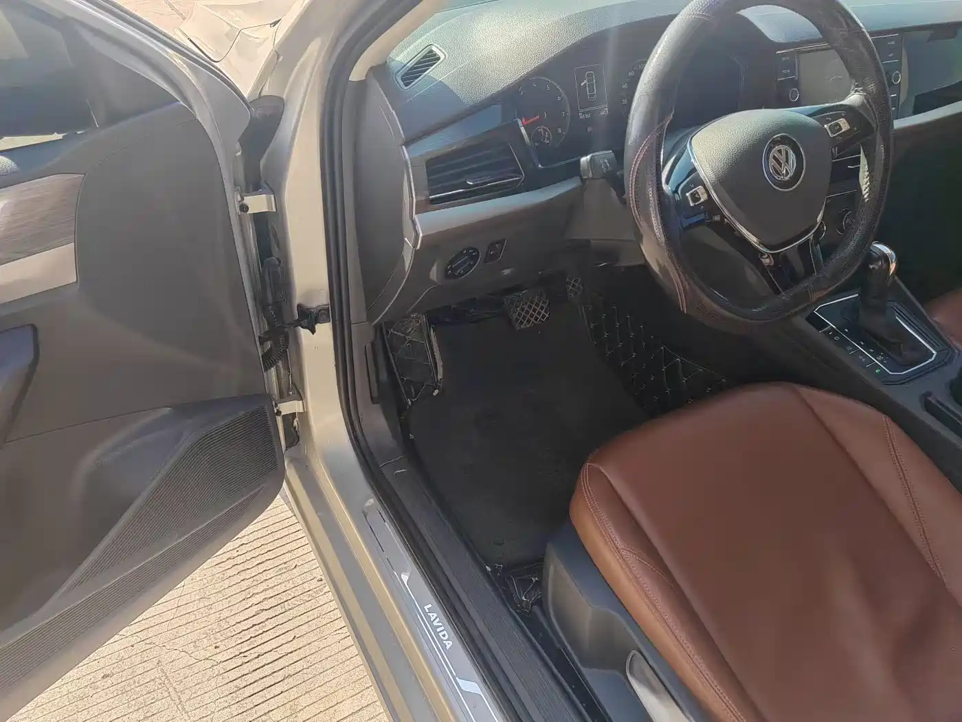 Volkswagen Lavida 2018 280TSI DSG Comfort Edition China V фото 7