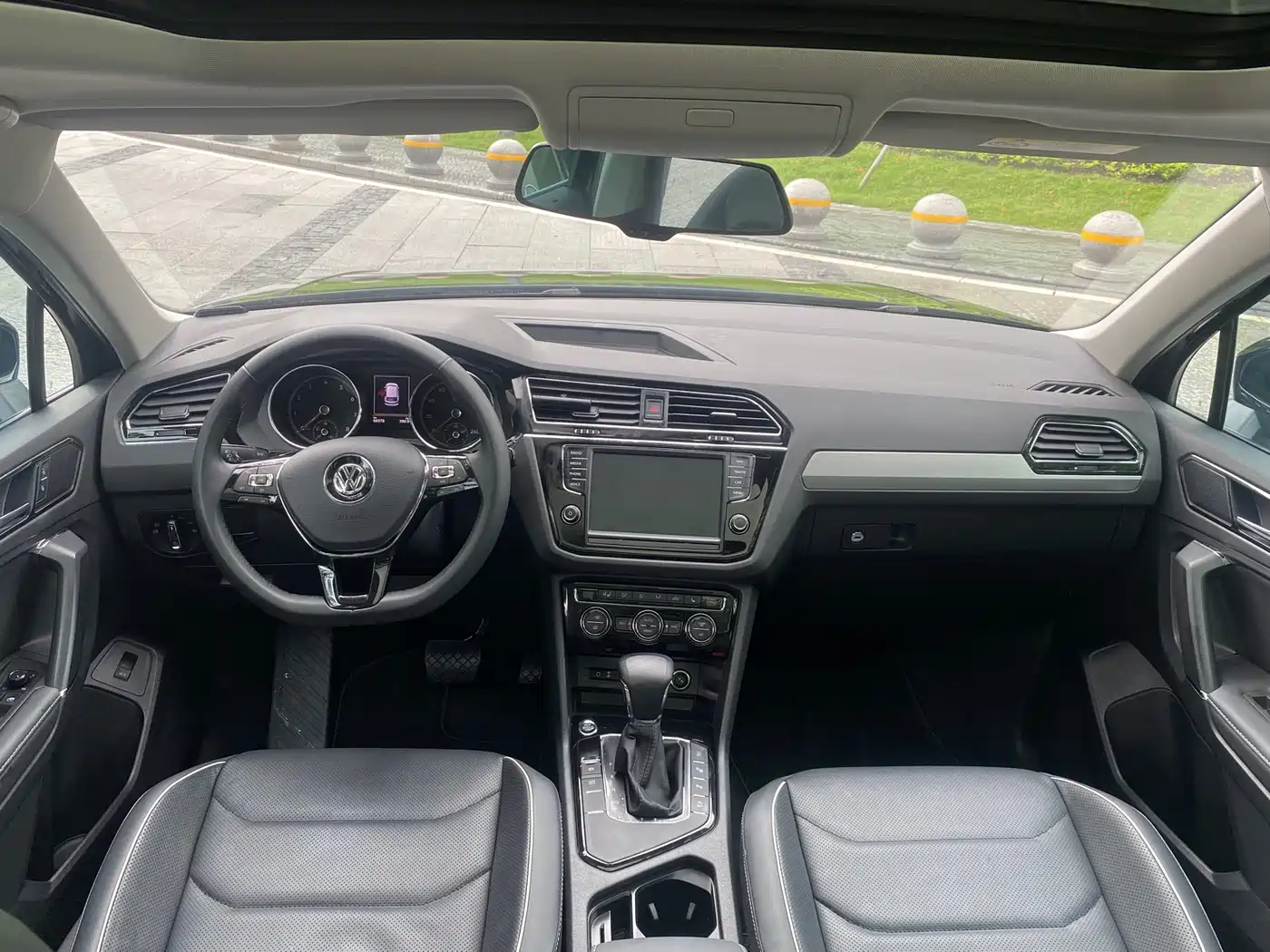 Volkswagen Tiguan L 2018 Facelift 330TSI Automatic 2WD Flagship Edition фото 12