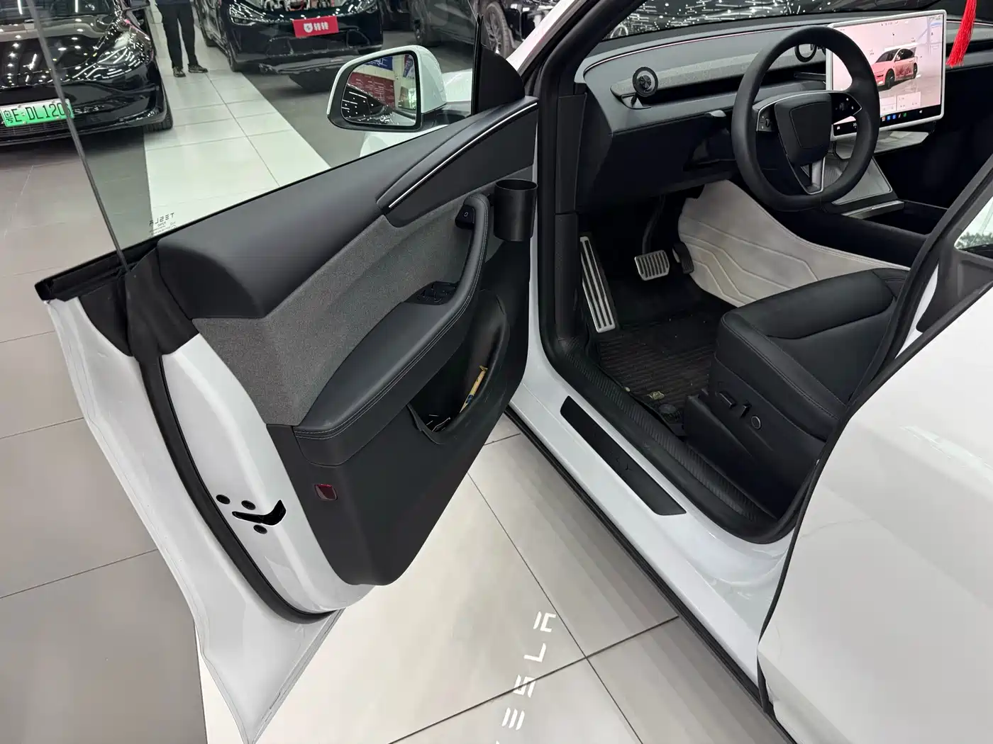 Tesla Model Y 2026 2026 Facelift Long Range Rear-Wheel Drive