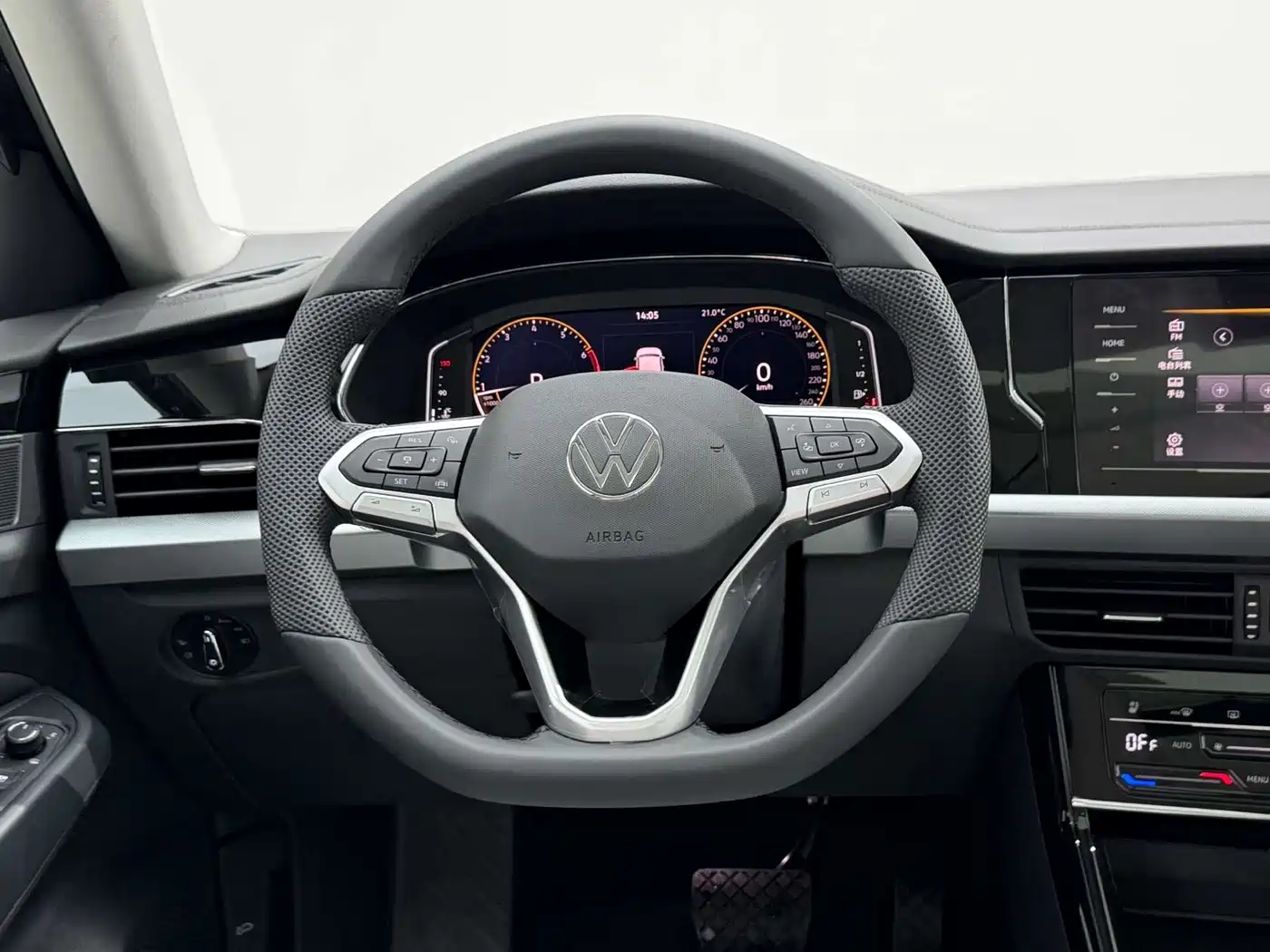 Volkswagen Passat 2026 Outstanding Edition 330TSI Starlight Elite Version фото 26