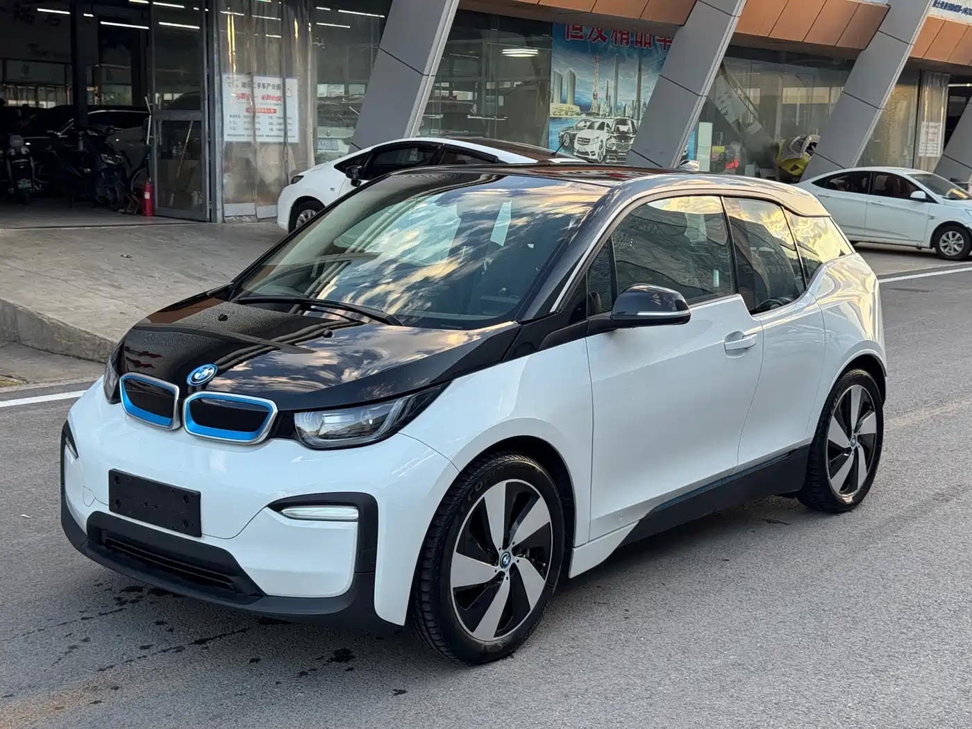 2019 BMW i3 (Import)