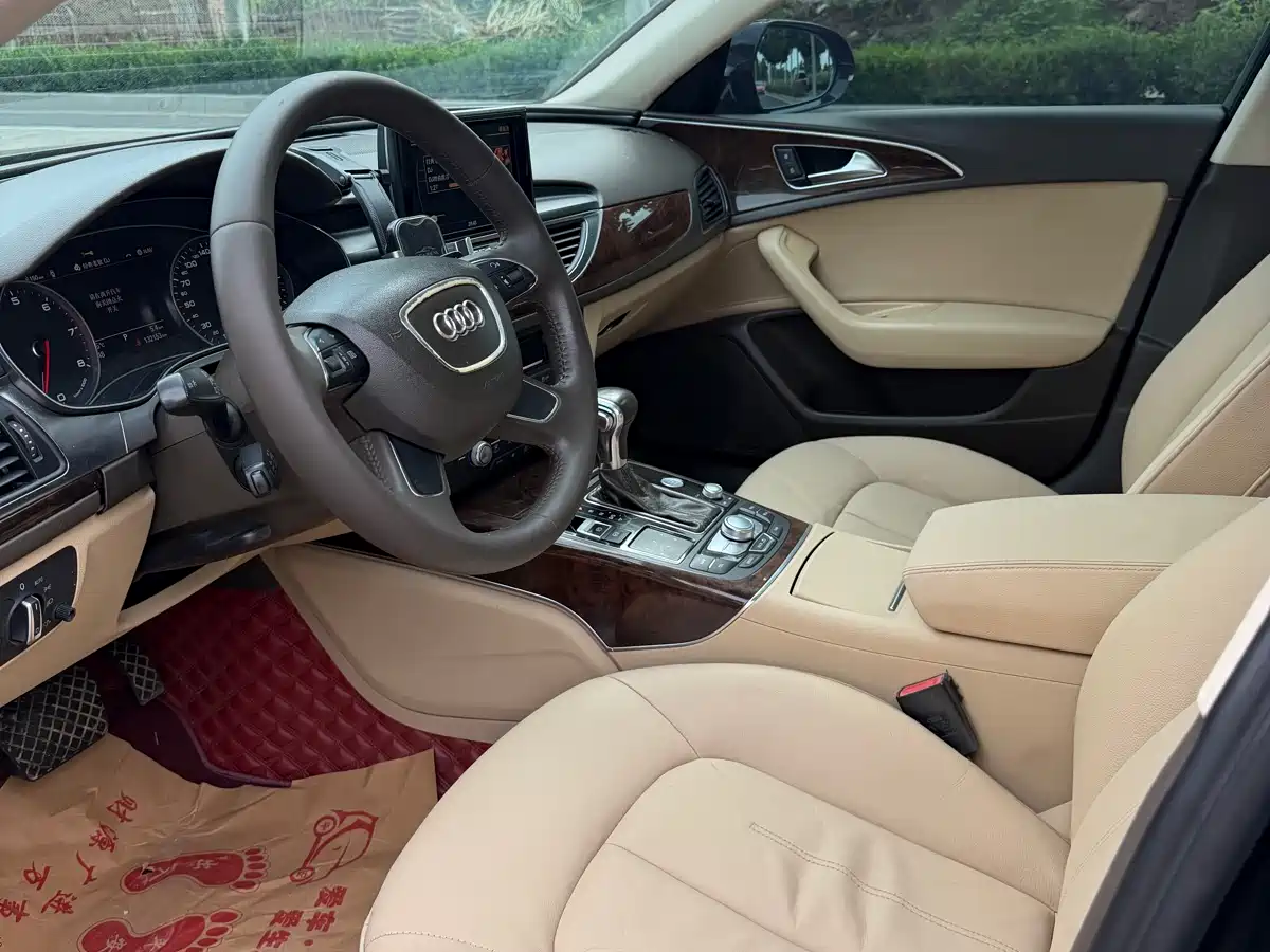 Audi A6L 2012 30 FSI Comfort фото 9