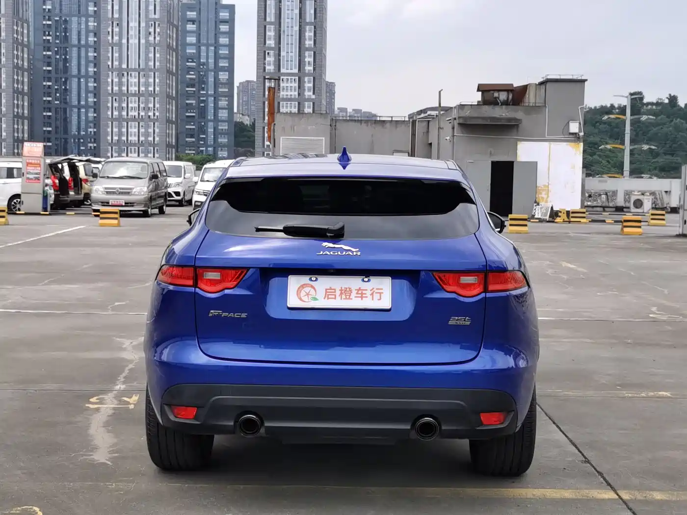 Jaguar F-PACE 2017 2018 2.0T 4WD Urban Premium Edition